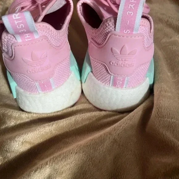 ADIDAS NMD in Pink - Picture 7 of 7